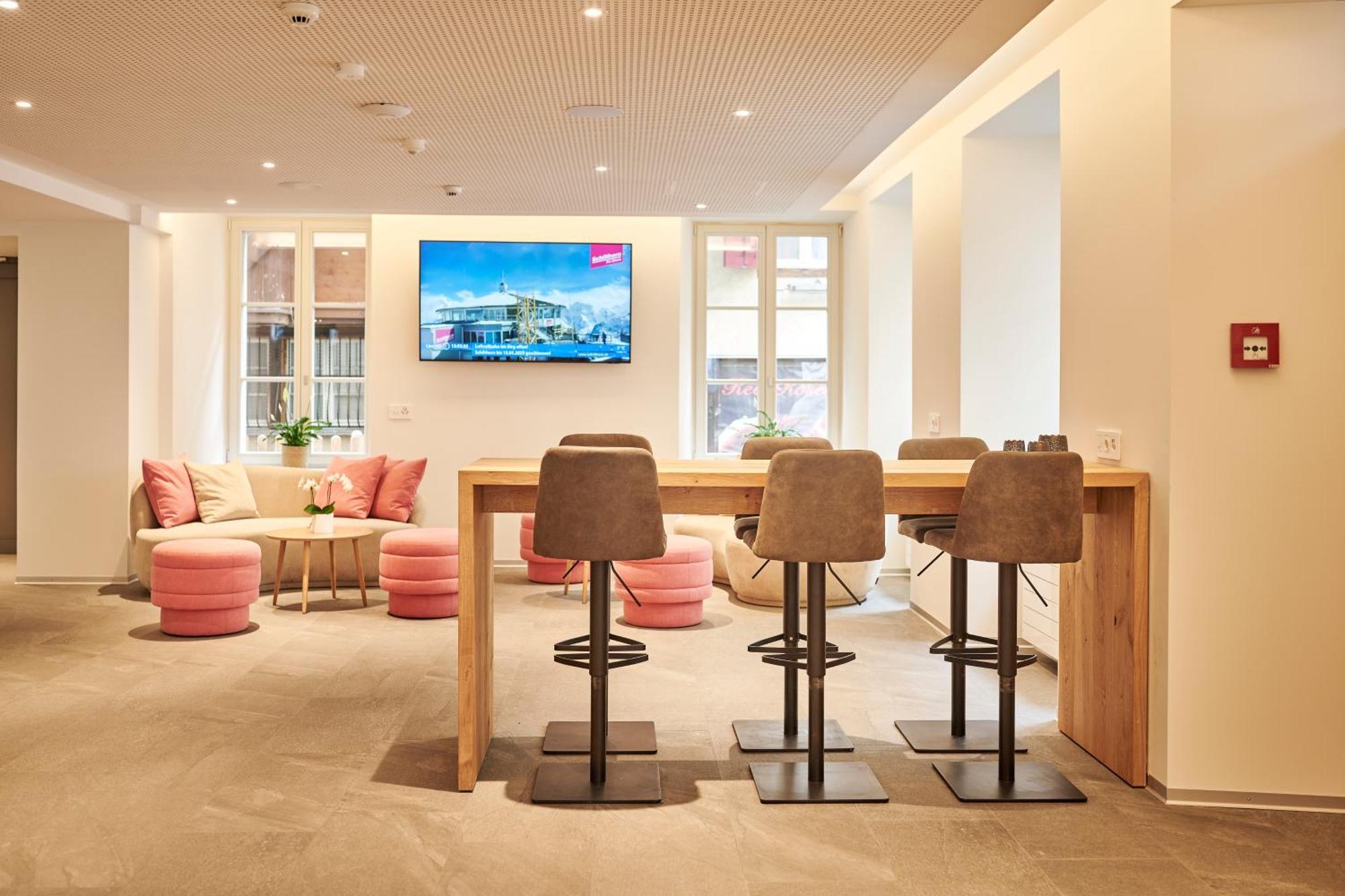 Aparthotel Krone - Self Check-In Unterseen Exteriér fotografie