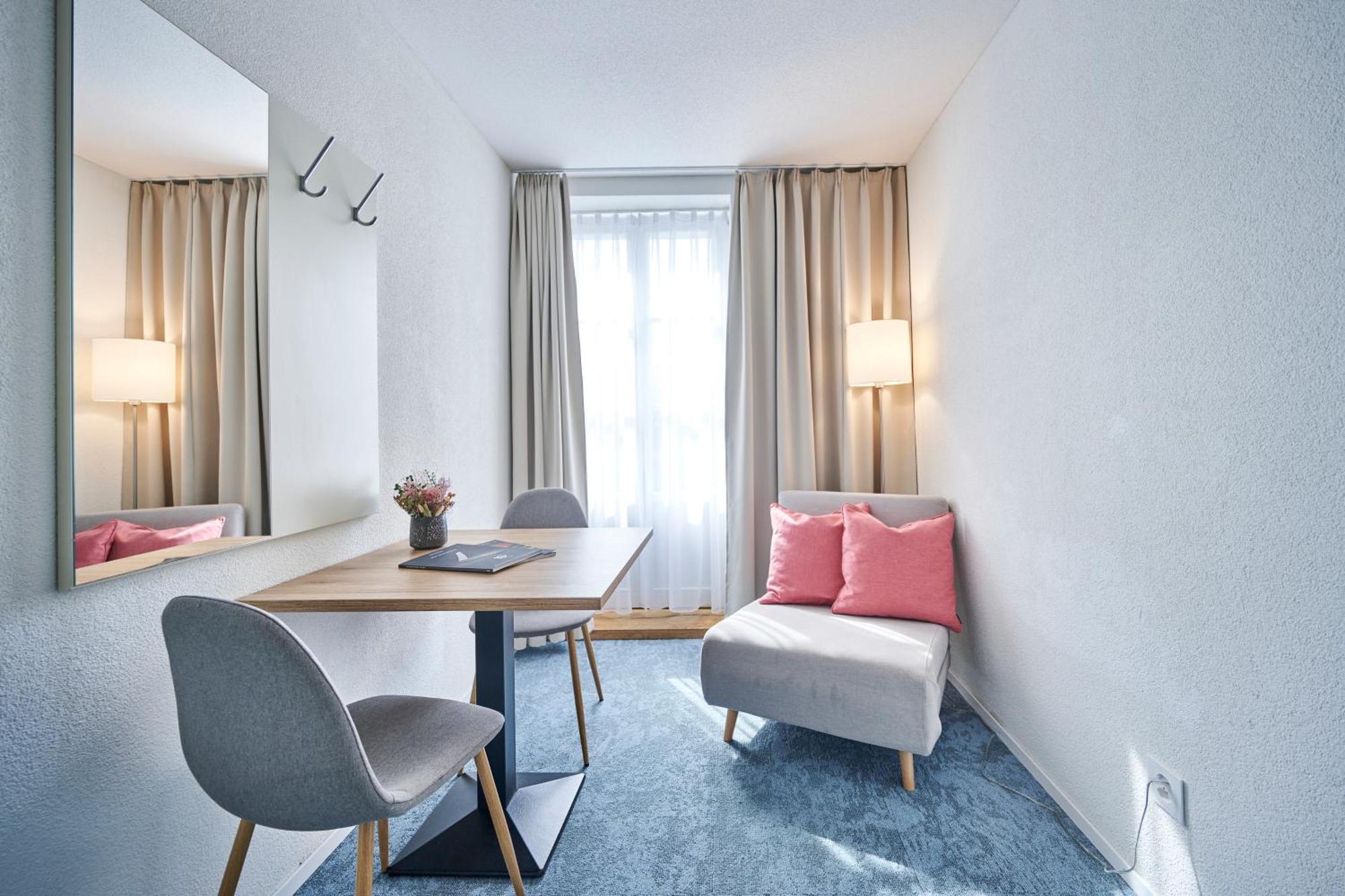 Aparthotel Krone - Self Check-In Unterseen Exteriér fotografie