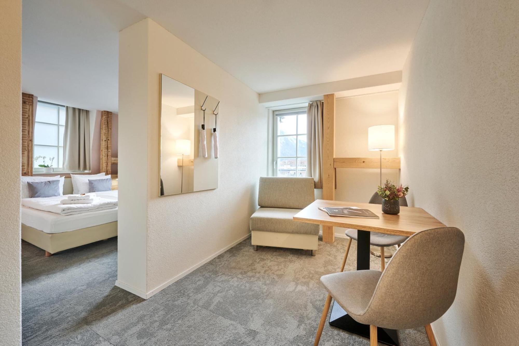 Aparthotel Krone - Self Check-In Unterseen Exteriér fotografie